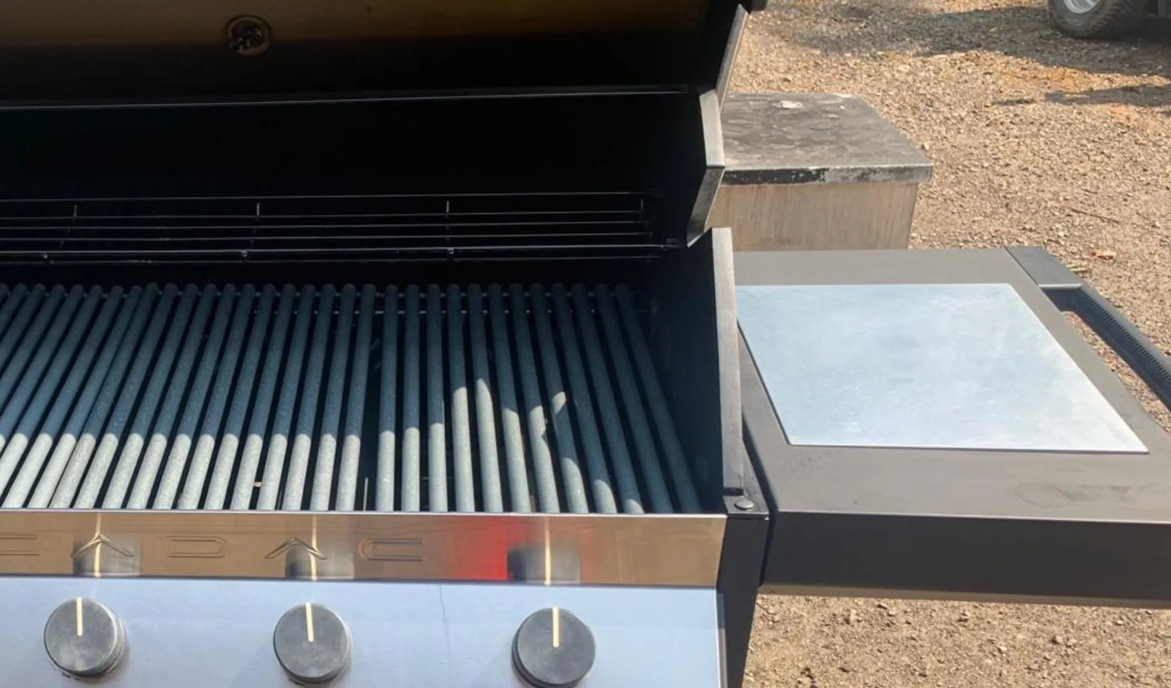 Barbecue after cleaning